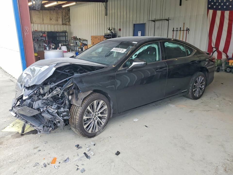 2021 LEXUS ES