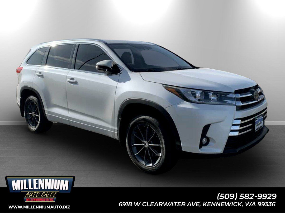 2019 TOYOTA Highlander