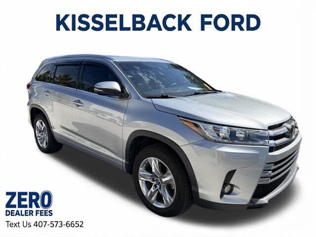 2017 TOYOTA Highlander