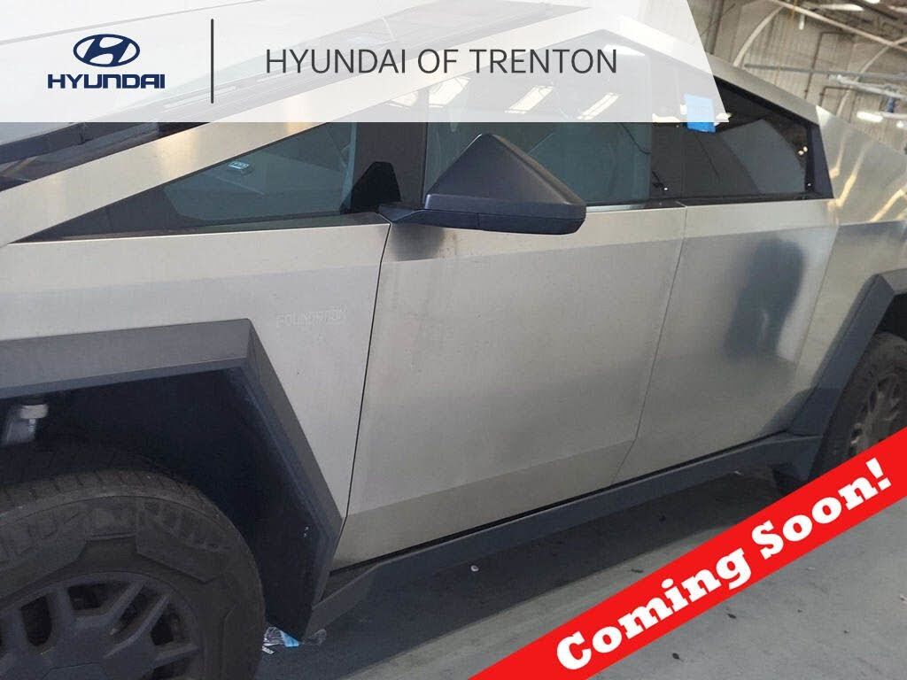 2024 TESLA Cybertruck