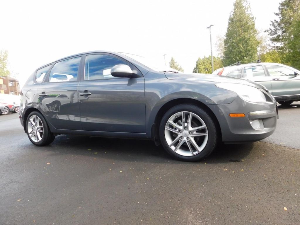 2009 HYUNDAI Elantra Touring