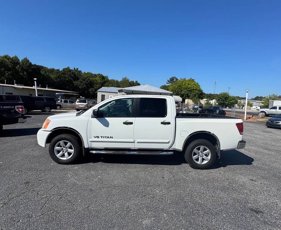 2010 NISSAN Titan