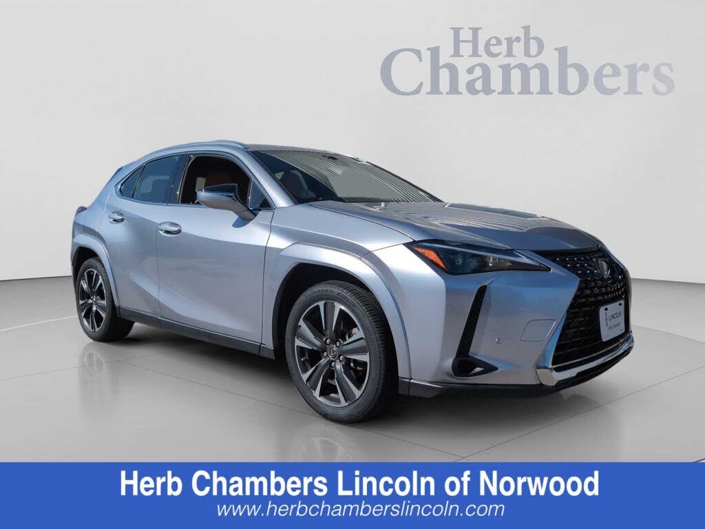 2024 LEXUS UX