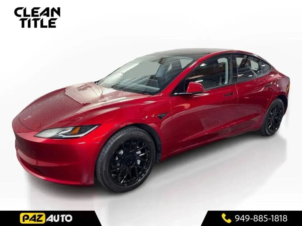 2025 TESLA Model 3