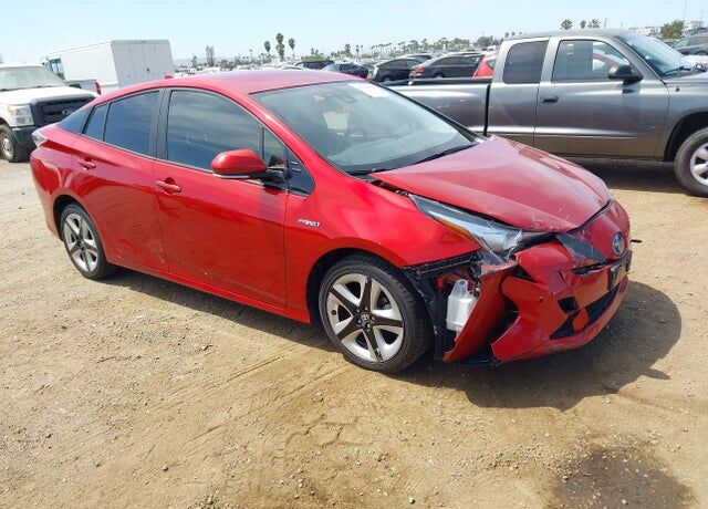 2016 TOYOTA PRIUS