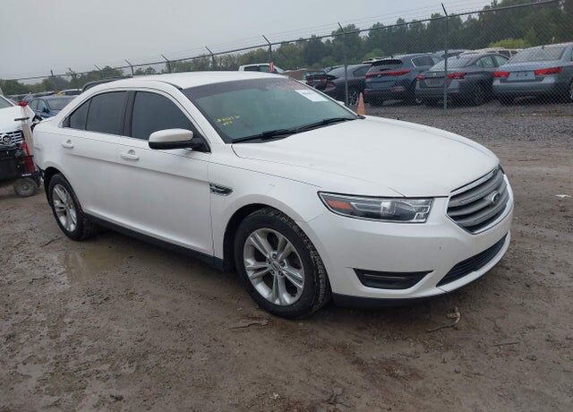 2015 FORD Taurus
