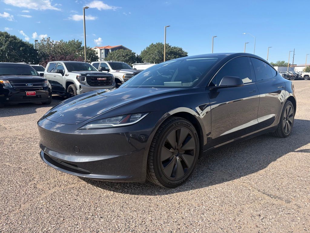 2024 TESLA Model 3