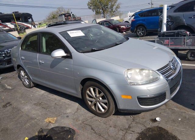2010 VOLKSWAGEN Jetta