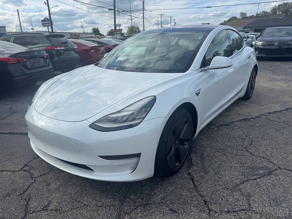 2018 TESLA Model 3