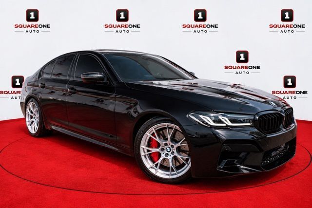2022 BMW M5