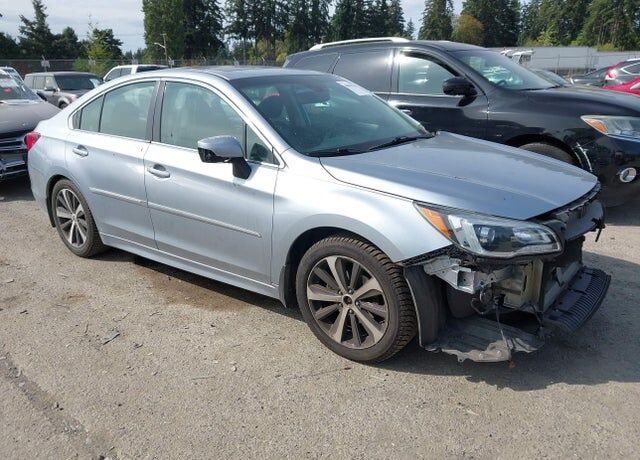 2016 SUBARU Legacy