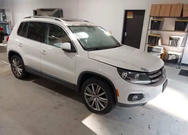 2013 VOLKSWAGEN Tiguan
