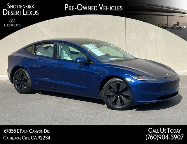 2025 TESLA Model 3
