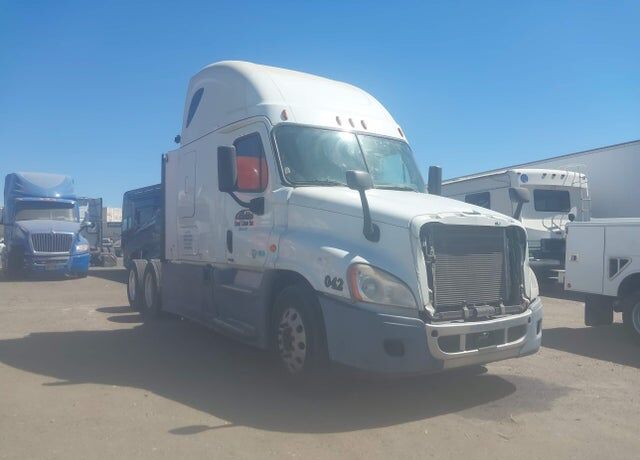 2016 FREIGHTLINER Cascadia
