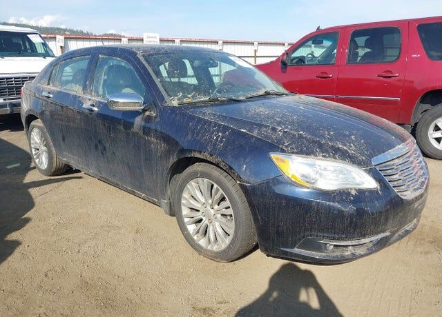 2012 CHRYSLER 200