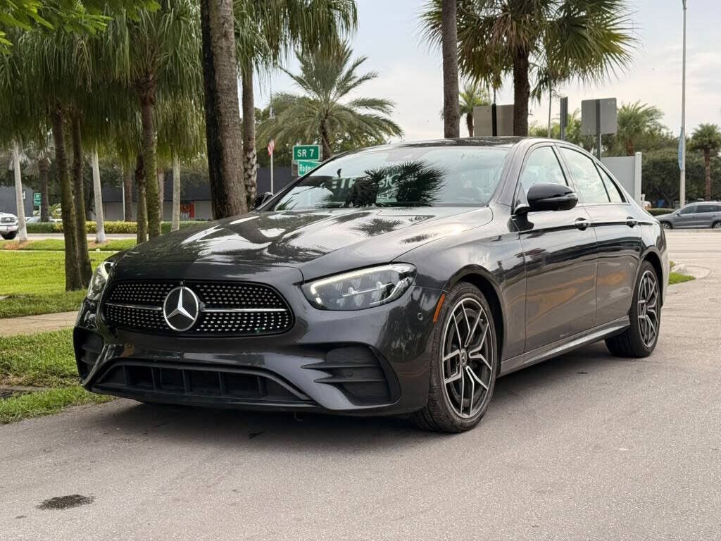 2022 MERCEDES-BENZ E-Class