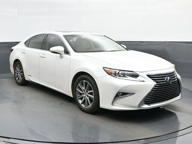 2017 Lexus ES