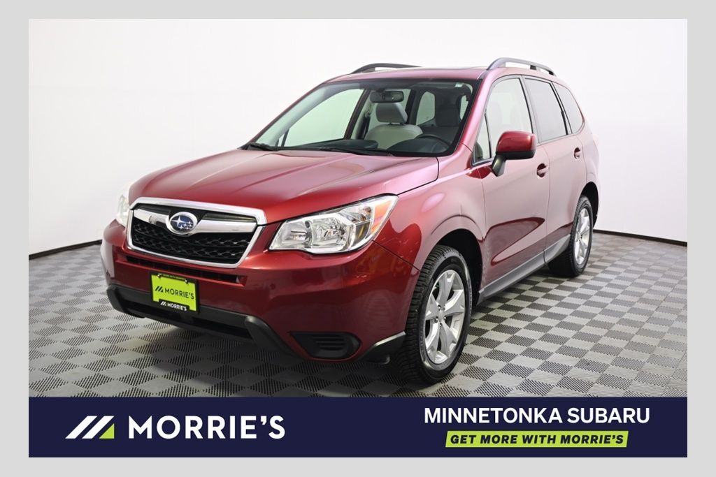2016 SUBARU Forester