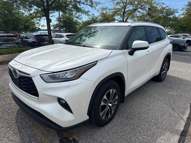 2020 TOYOTA Highlander