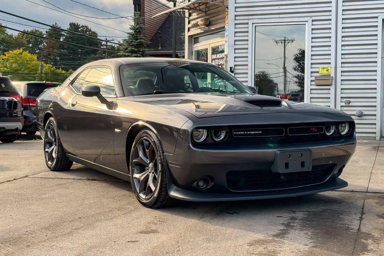 2019 DODGE Challenger
