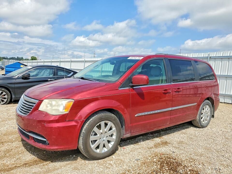 2013 CHRYSLER Town and Country
