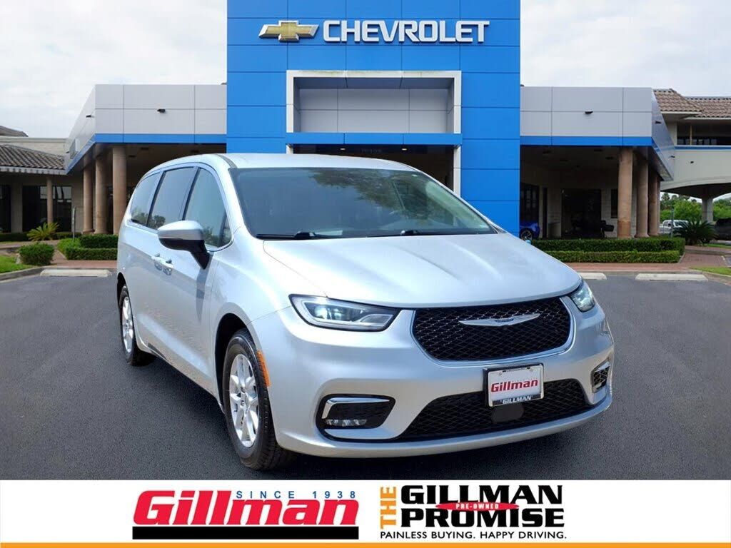 2023 CHRYSLER Pacifica