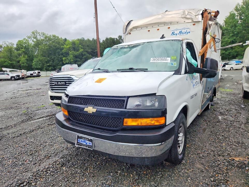 2022 CHEVROLET Express