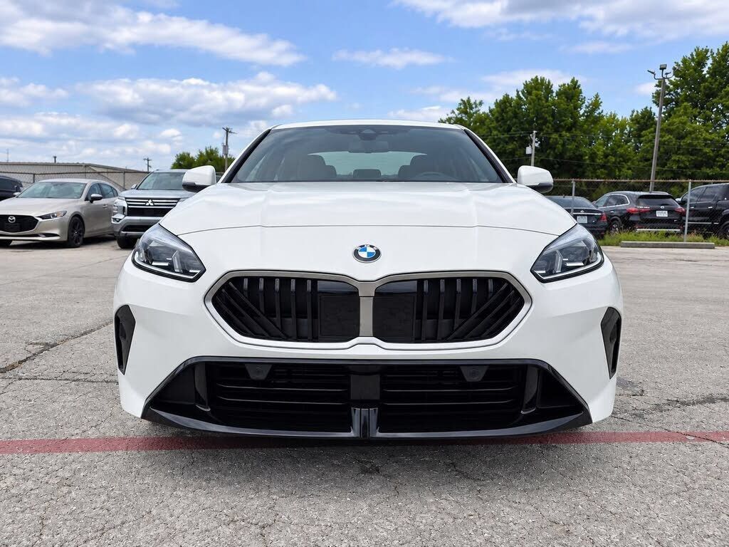 2025 BMW 228i