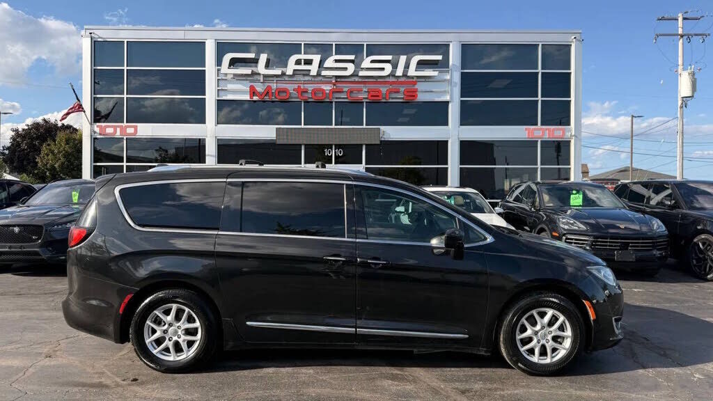 2020 CHRYSLER Pacifica
