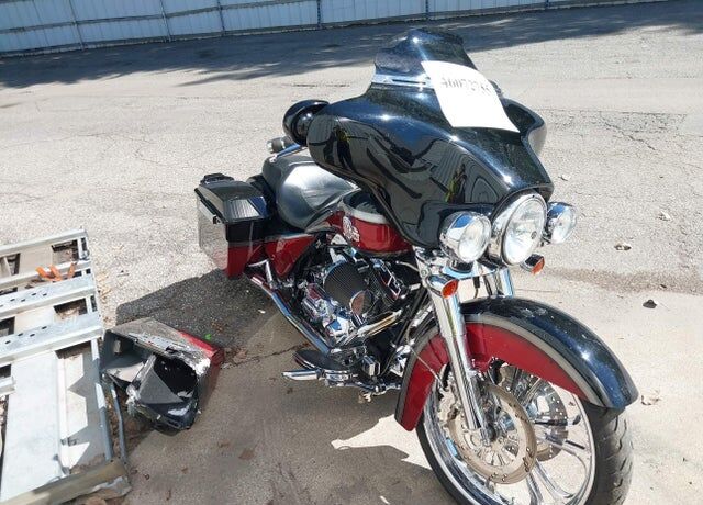 2006 HARLEY DAVIDSON Street Glide
