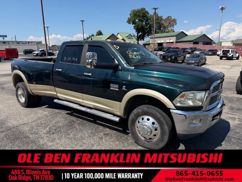 2011 DODGE Ram