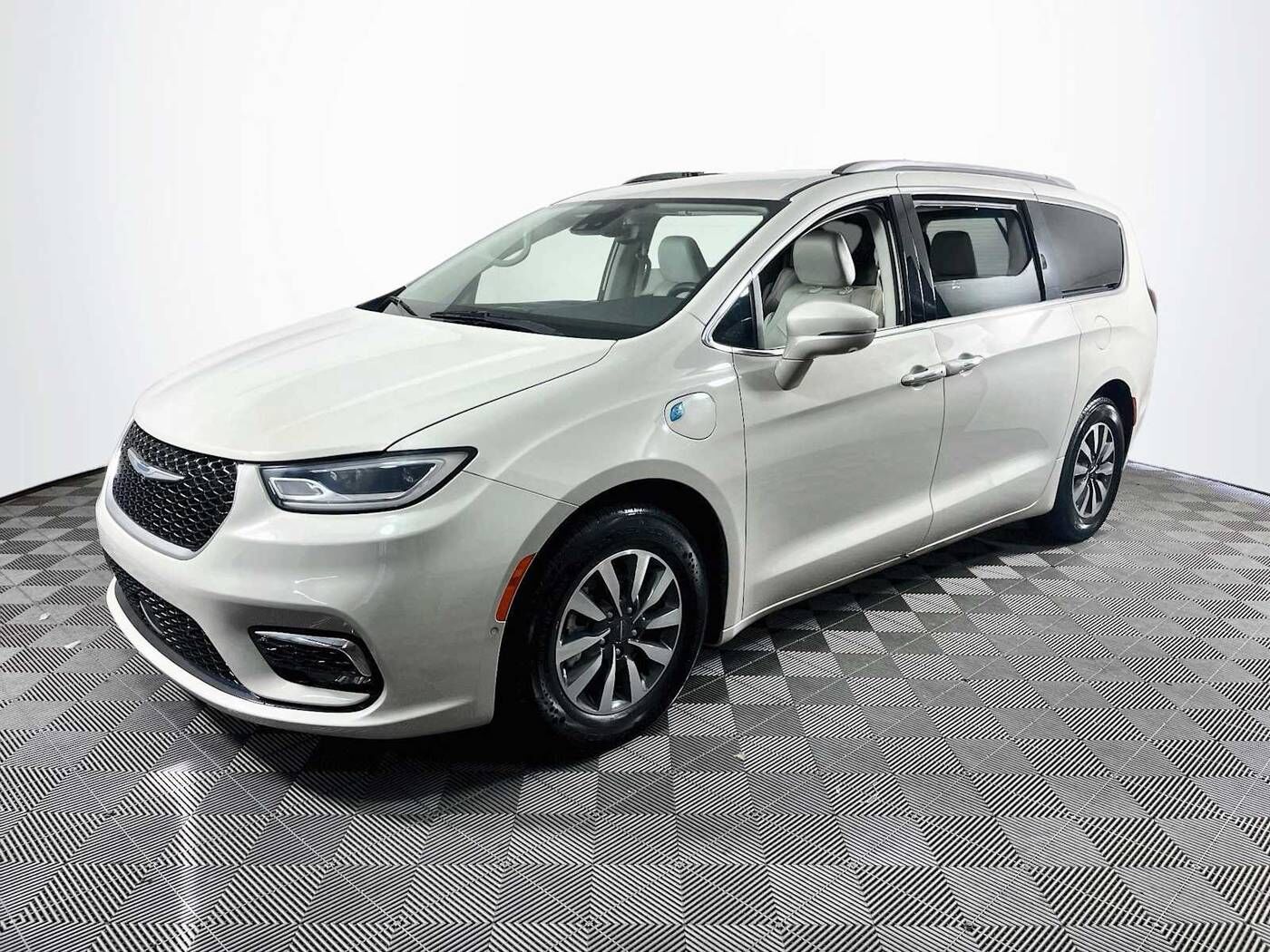 2021 CHRYSLER Pacifica