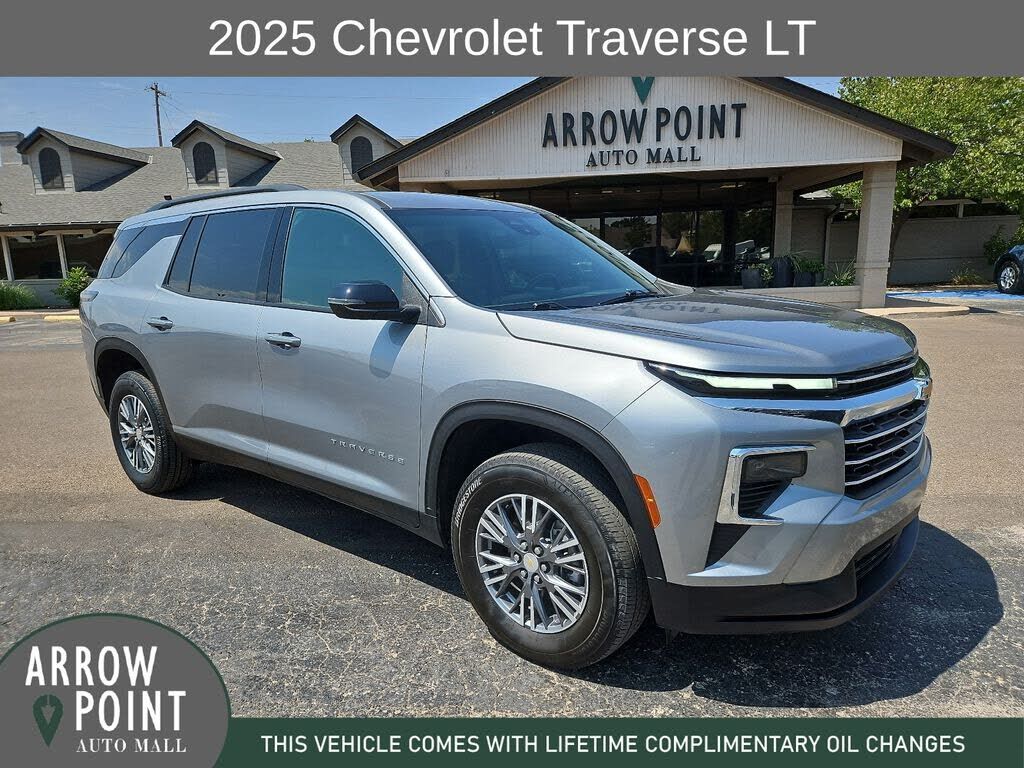 2025 CHEVROLET Traverse