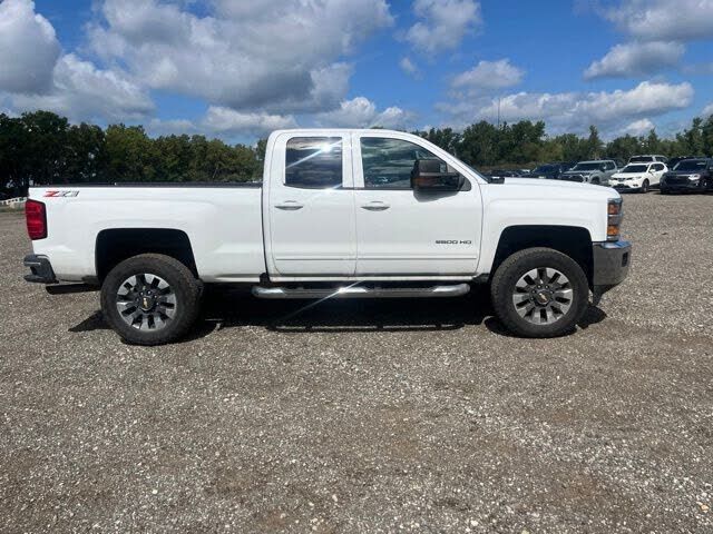 2018 CHEVROLET Silverado