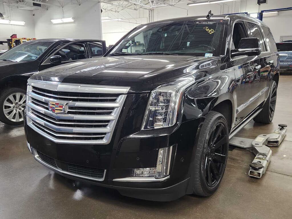 2018 CADILLAC Escalade