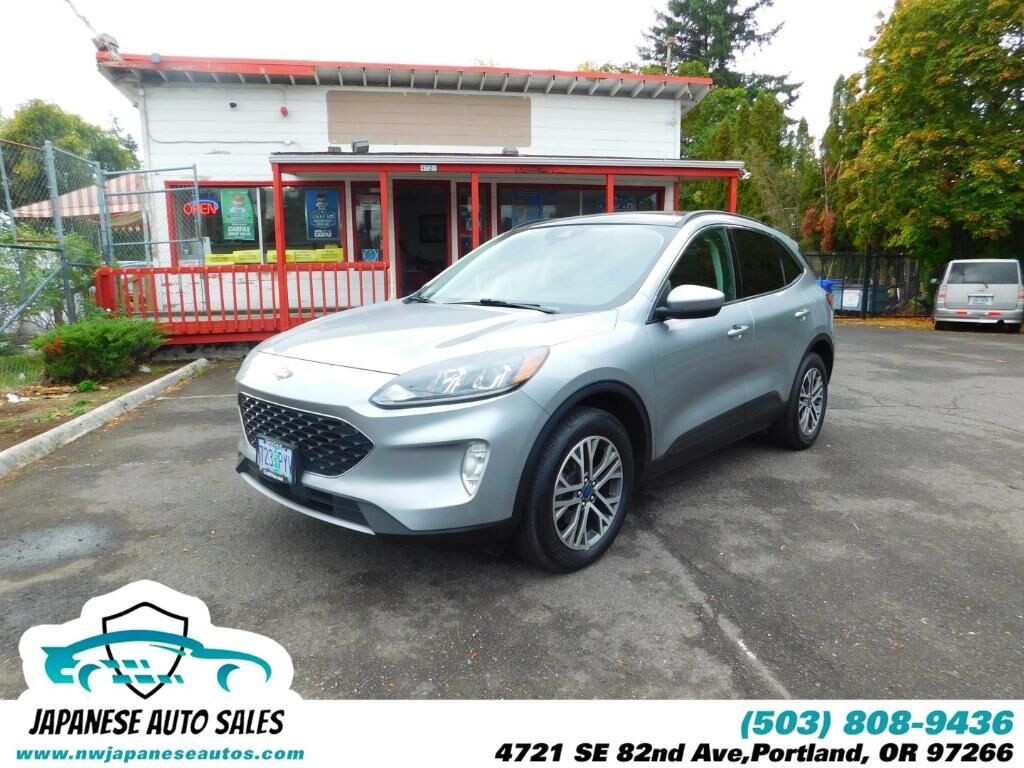 2021 FORD Escape