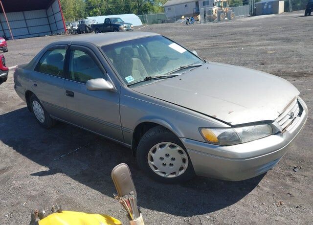 1998 TOYOTA Camry