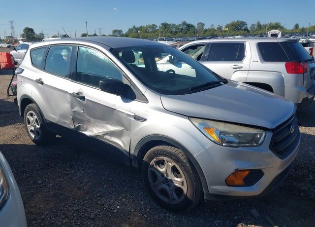 2017 FORD Escape