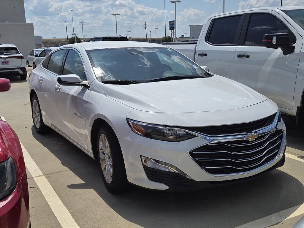 2025 CHEVROLET Malibu