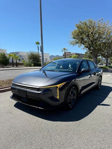 2025 KIA K4