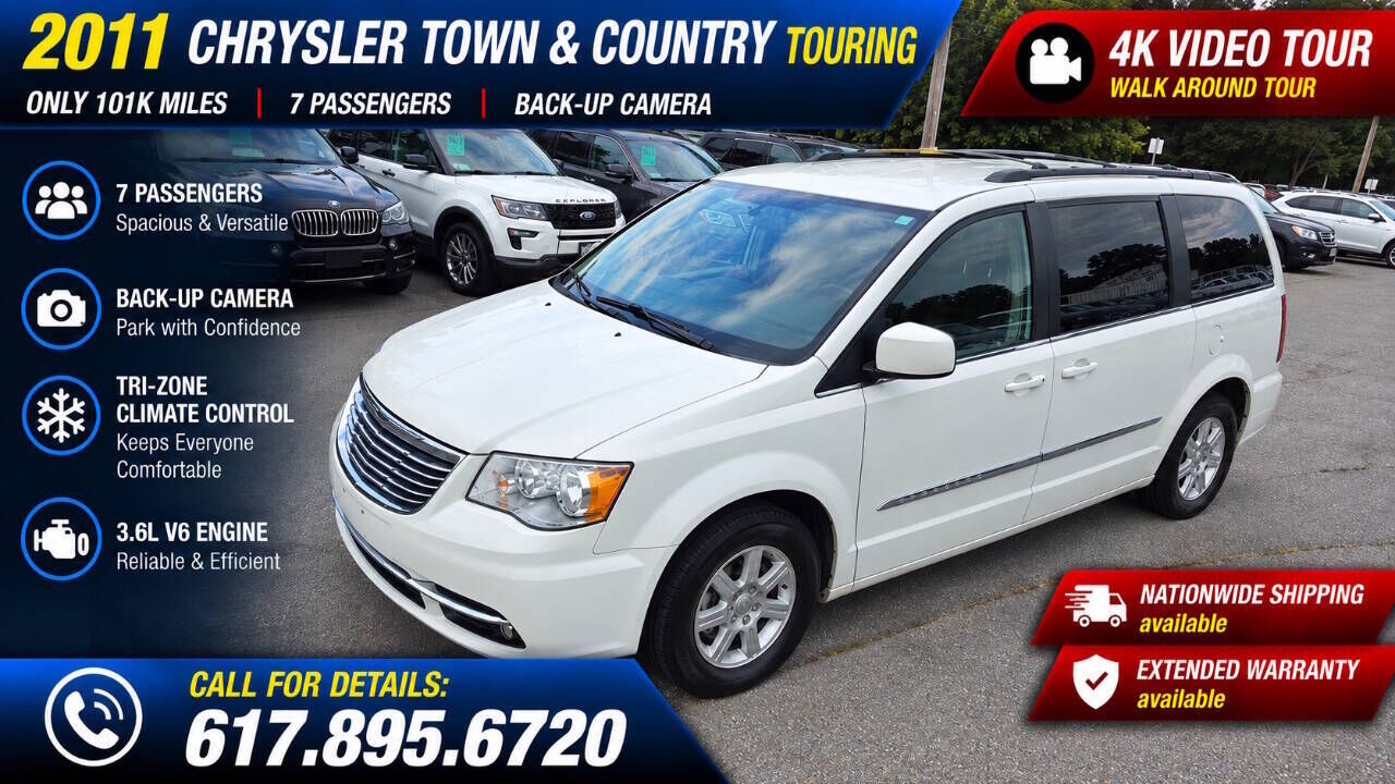 2011 CHRYSLER Town and Country