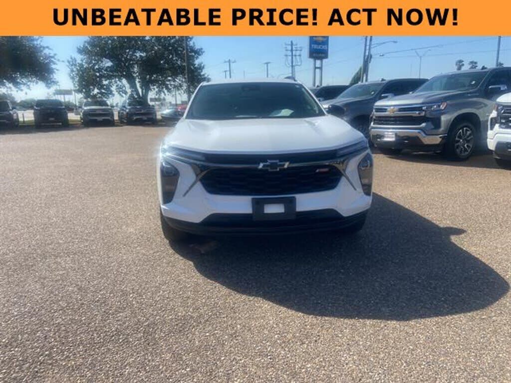 2025 CHEVROLET Trax