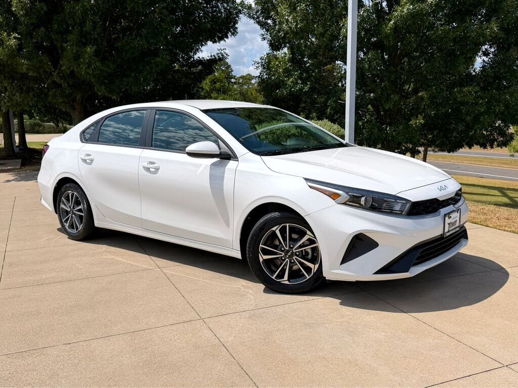 2023 KIA Forte