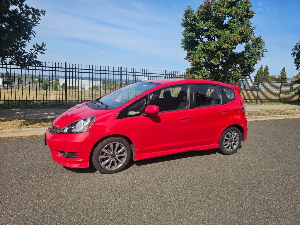 2013 HONDA Fit