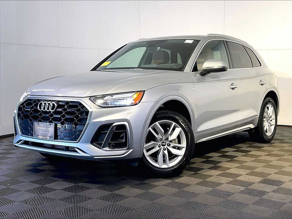 2022 AUDI Q5