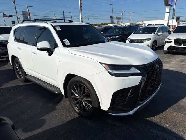 2023 LEXUS LX