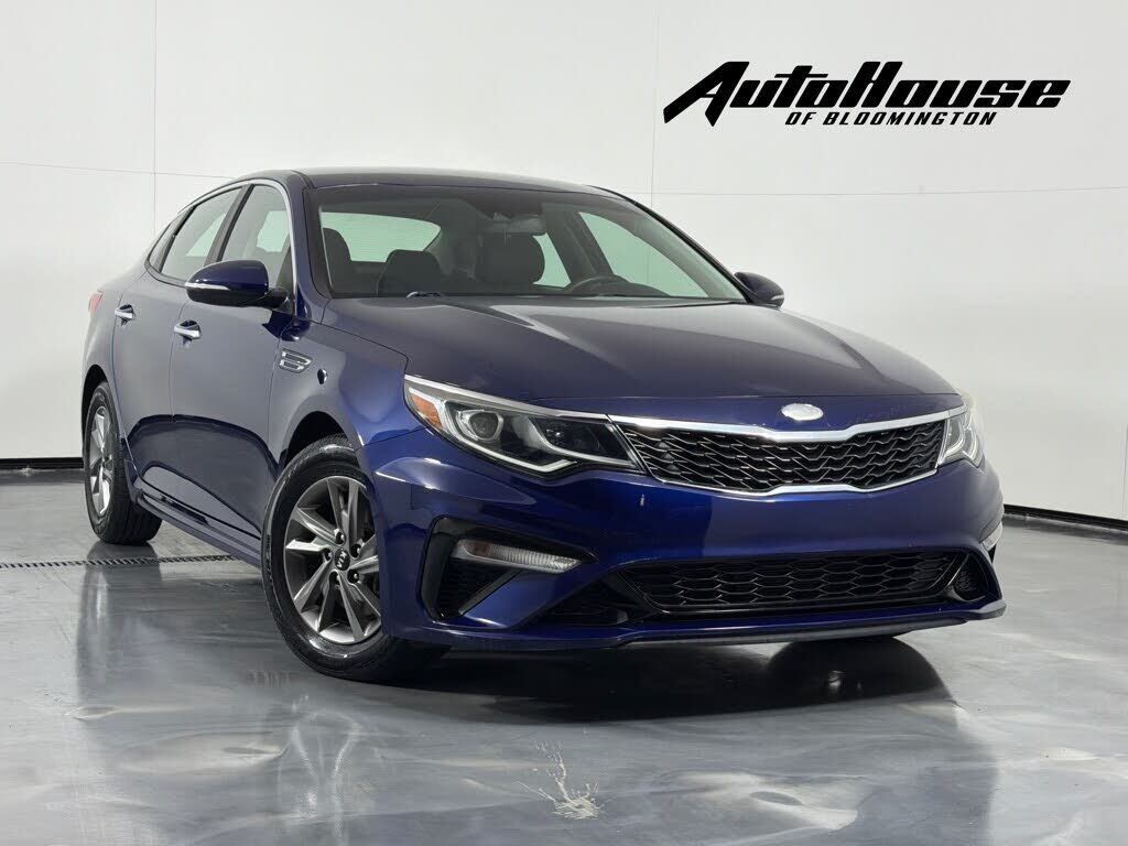 2019 KIA Optima