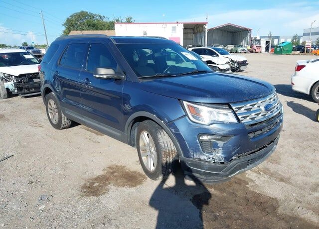 2019 FORD Explorer