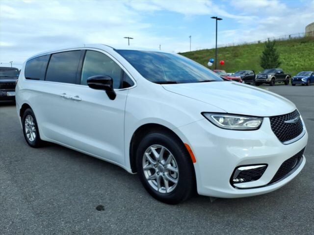 2025 CHRYSLER Pacifica
