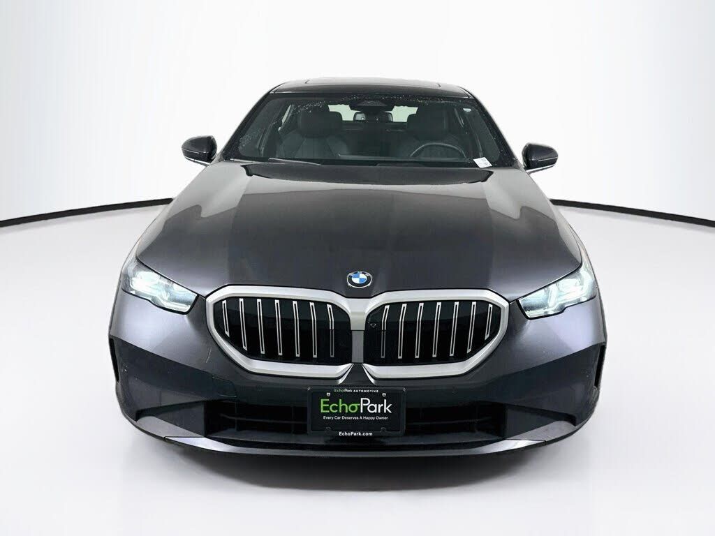 2026 BMW 530i